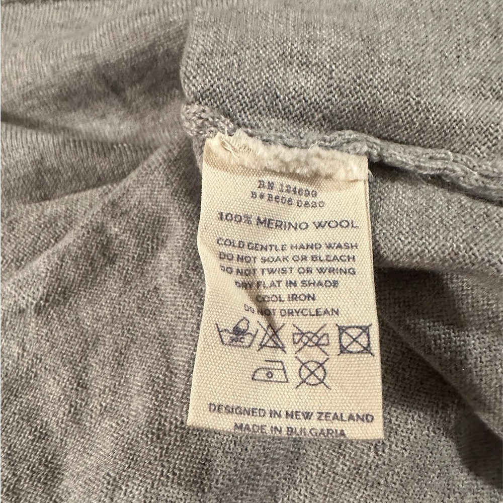 NWT Nui Organics Wha Dress in Silver with Corzo Buttons - Picture 3 of 4